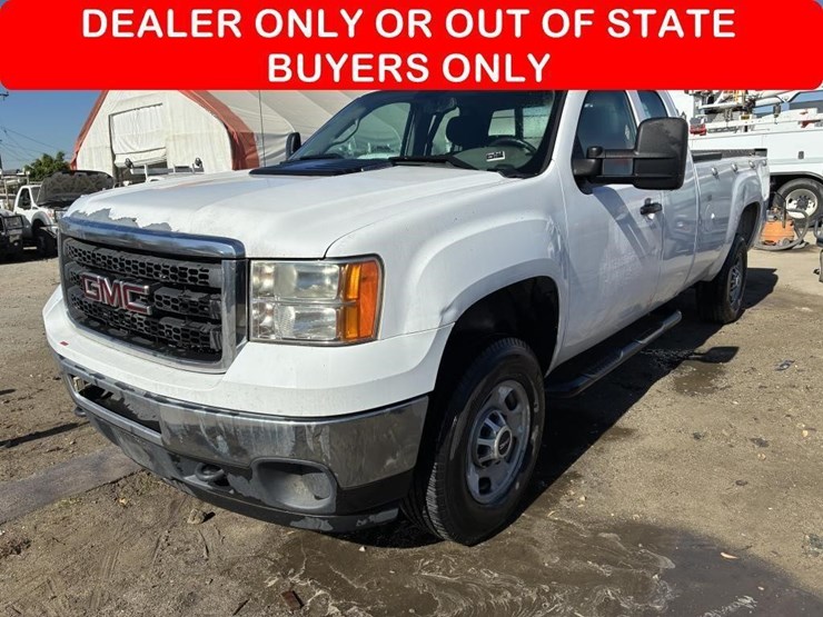 2012-gmc-sierra-2500hd-image-1