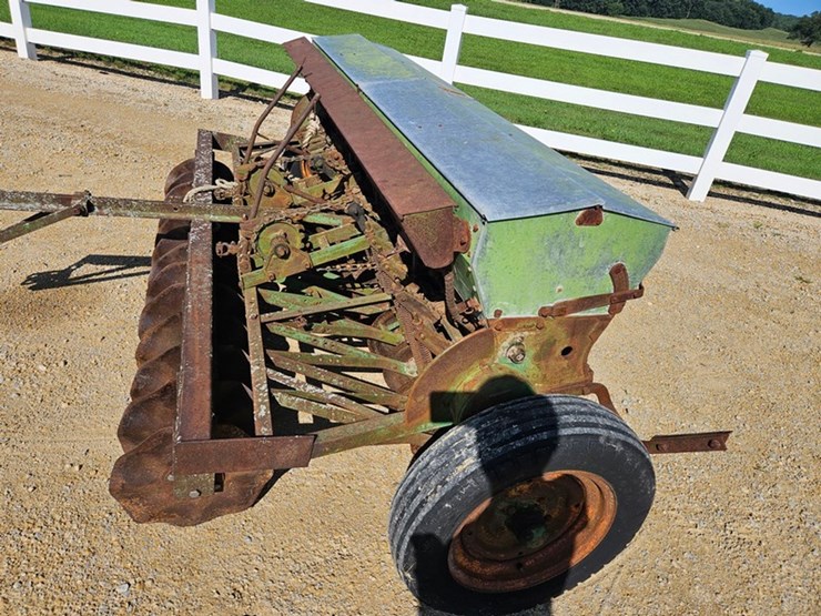 john-deere-8-image-24