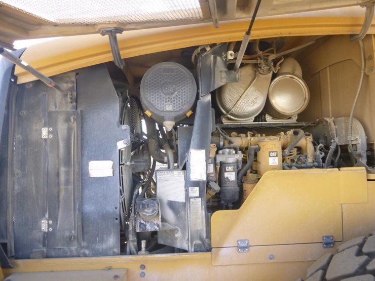 2022-caterpillar-930m-image-27