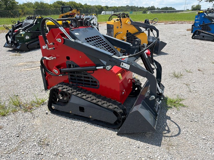 #11-•-new-zjg-zj-380-mini-skid-steer-image-1