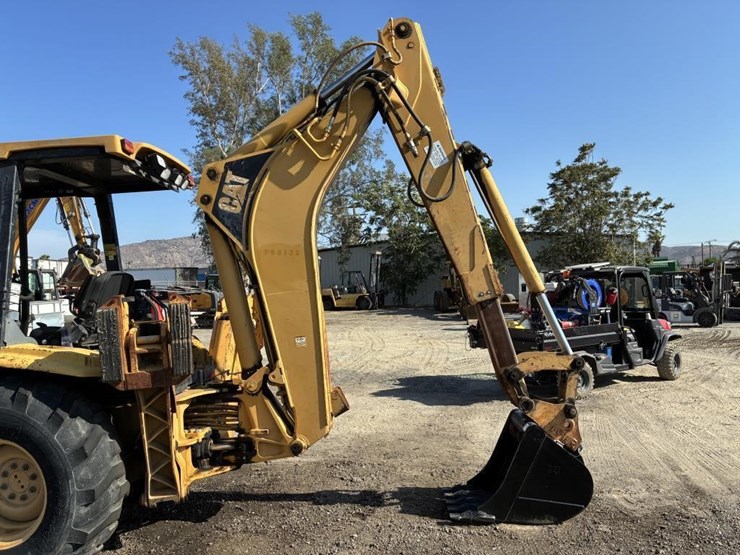 2000-caterpillar-436c-image-11