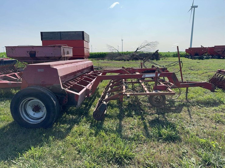 case-ih-5300-image-4