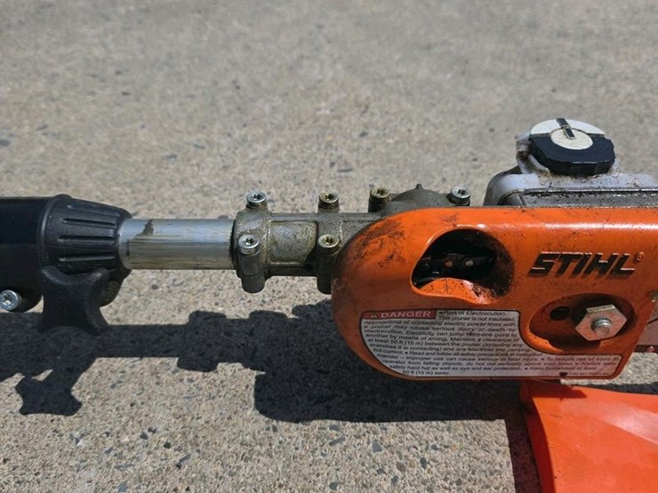 #101-•-stihl-ht-131-pole-pruner-image-17