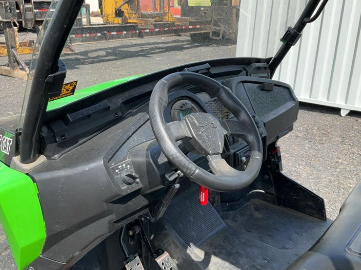 2016-arctic-cat-700-image-10
