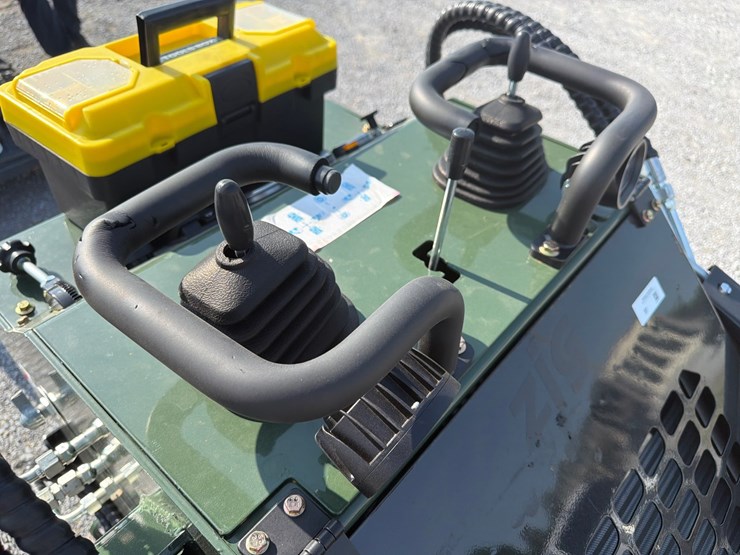 #37-•-new-zjg-zj-380-mini-skid-loader-image-7