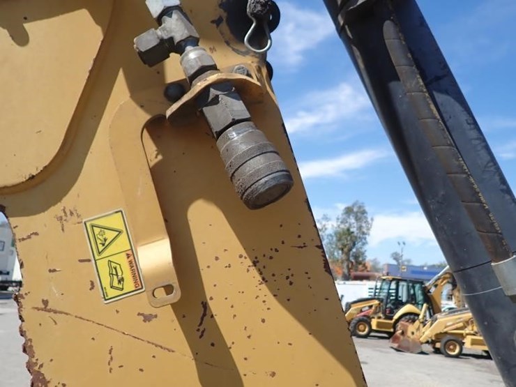 2008-caterpillar-430e-image-16