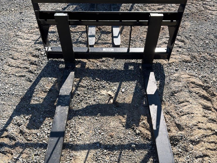 unused-48"-kivel-3,500lb-quick-attach-pallet-forks-image-6