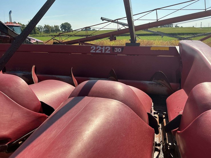 case-ih-2212-image-7