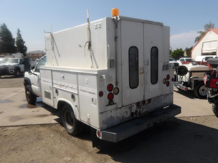2005-chevrolet-silverado-3500-image-5