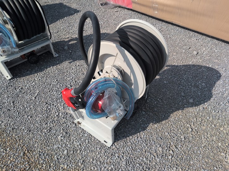 #72-•-hose-reel-image-2