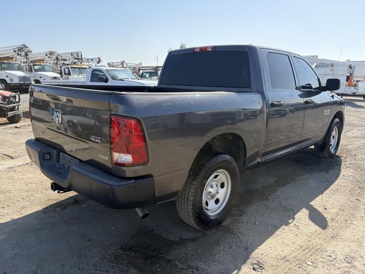 2016-dodge-ram-1500-image-3
