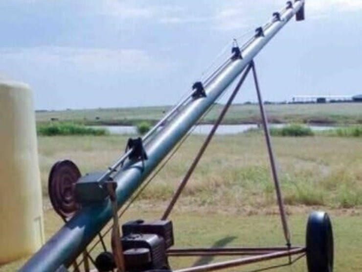 32'-speed-king-grain-auger,-gas-motor,-as-is-image-1