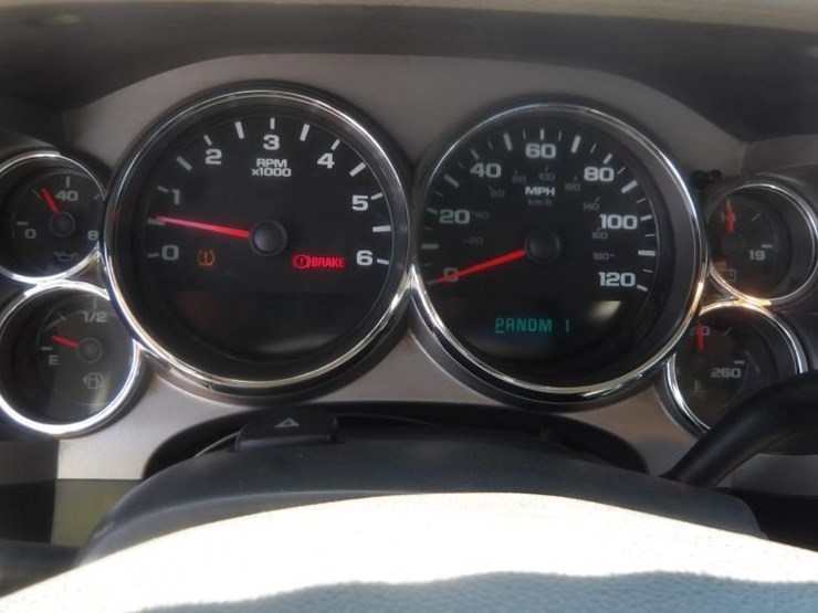 2008-chevrolet-silverado-2500-image-17