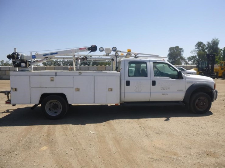 2006-ford-f450-image-19