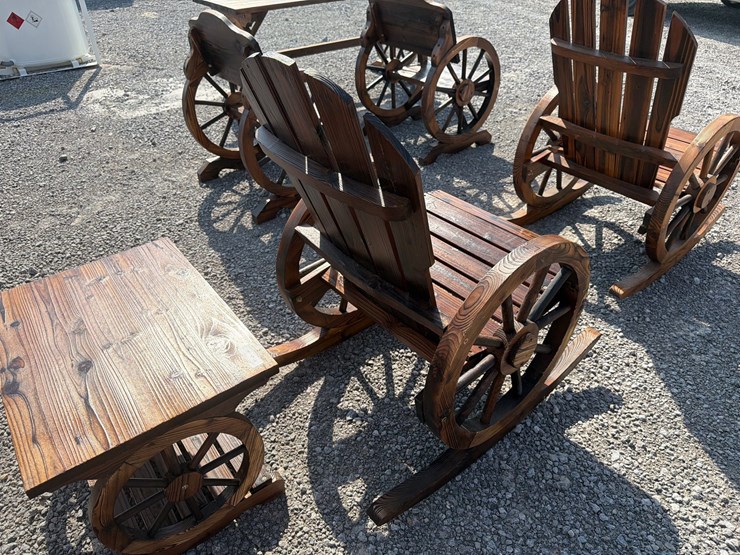 #82-•-wagon-wheel-rocking-chair-image-3