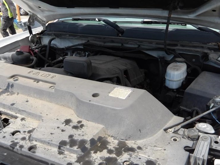 2011-chevrolet-silverado-2500-image-9