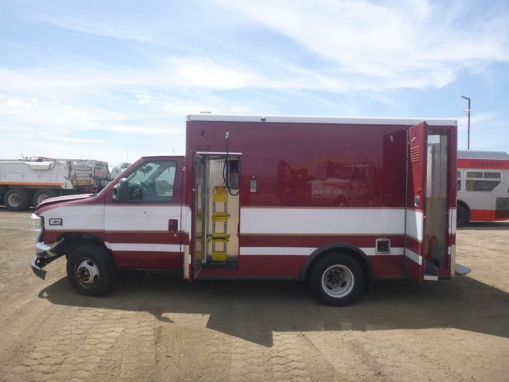 2019-ford-e350-image-5