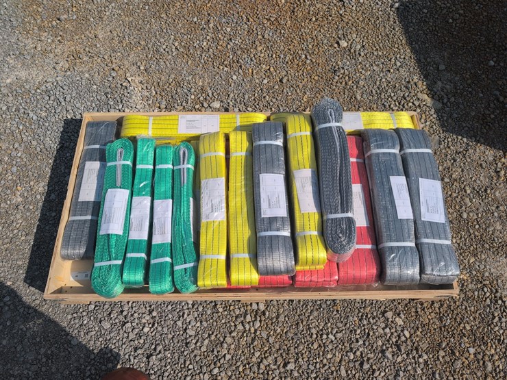#49-•-flat-pallet-of-poly-slings-image-1