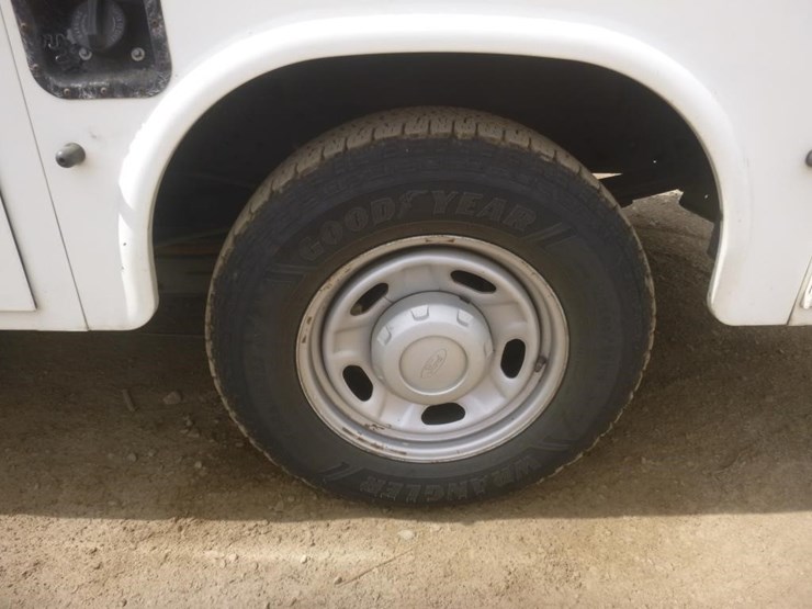 2014-ford-f250-image-16