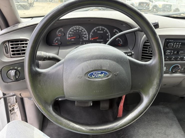 2003-ford-f150-image-15