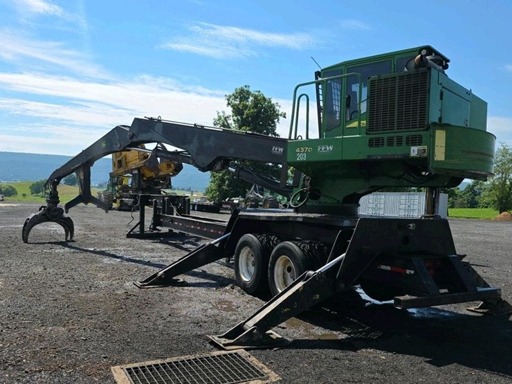 #302-•-2014-john-deere-437-knuckleboom-loader-image-4