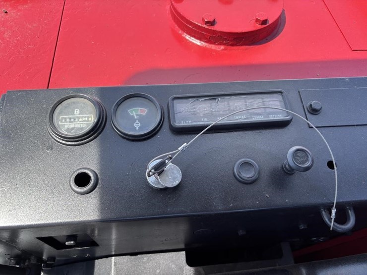 tcm-tb300-hydraulic-excavator-image-28