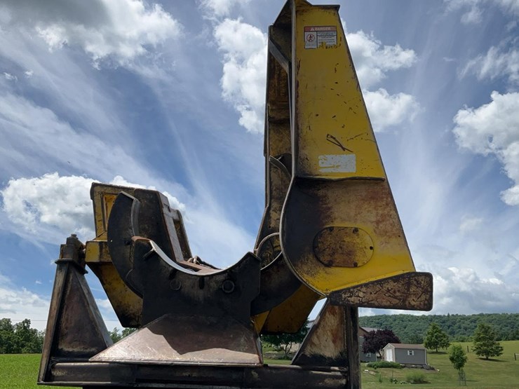 2015-deere-437d-image-66