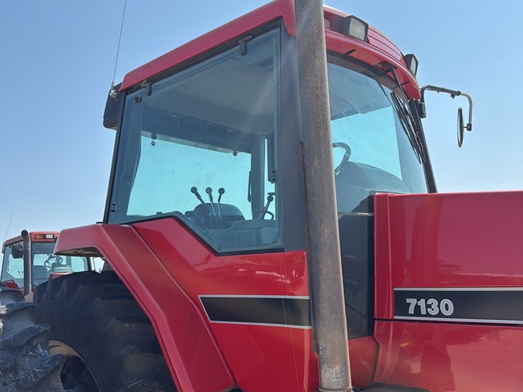case-ih-7130-image-25