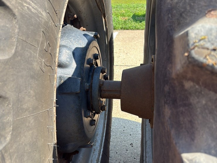 case-ih-7130-image-10