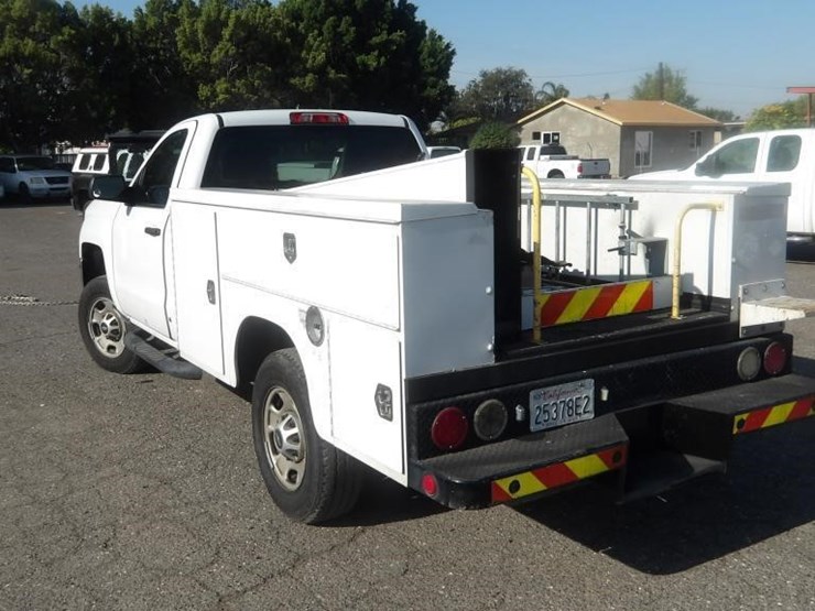 2016-chevrolet-silverado-2500-image-5