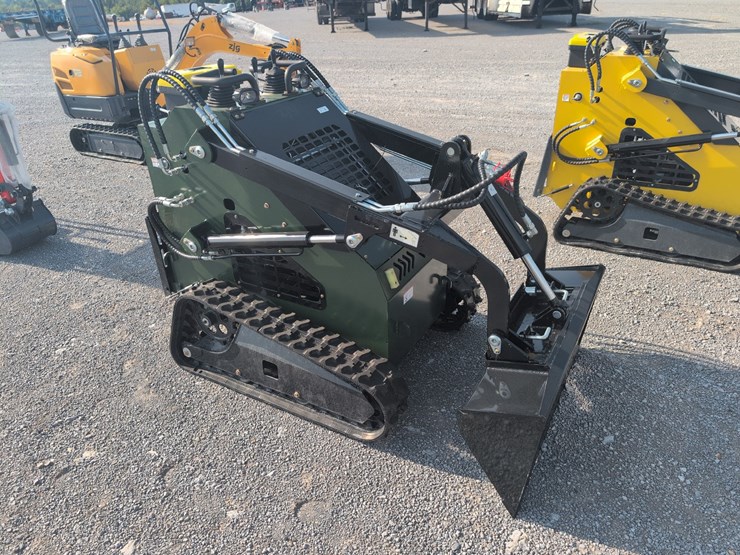 #44-•-new-zjg-zj-380-mini-skid-loader-image-2
