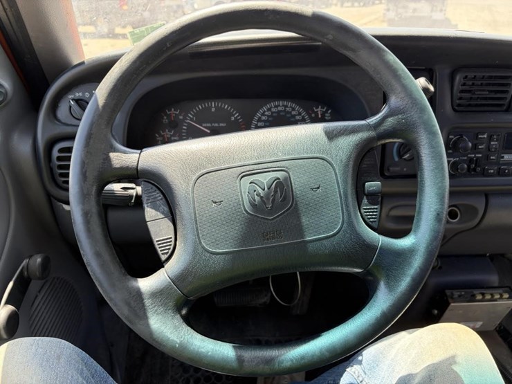2001-dodge-ram-2500-image-15