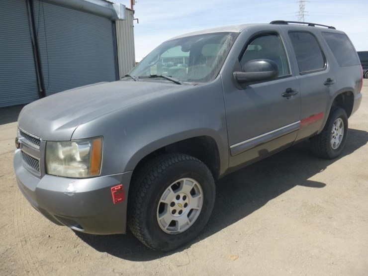 2007-chevrolet-tahoe-image-1