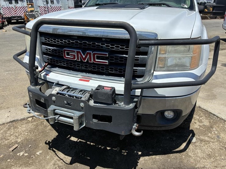 2012-gmc-sierra-2500hd-image-13