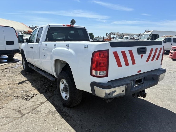 2012-gmc-sierra-2500hd-image-5