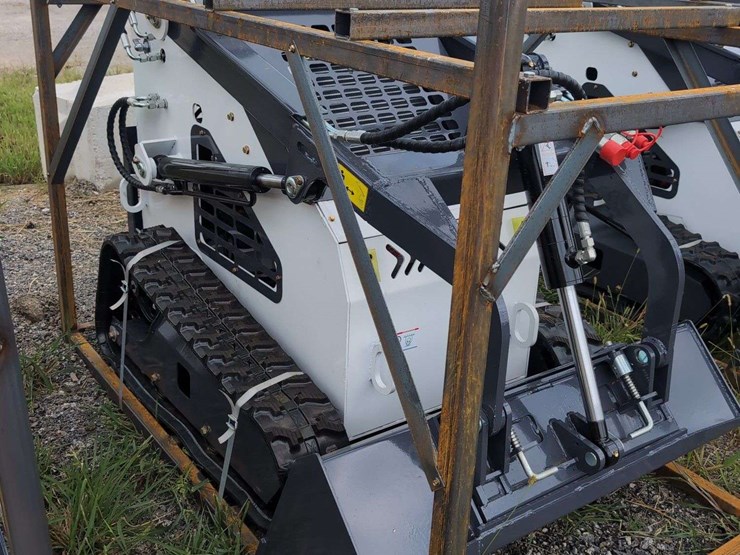 zjg-mini-skid-steer-loader-zj-380-(white)---15hp-image-1