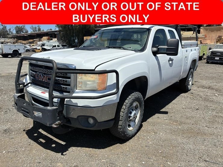 2012-gmc-sierra-2500hd-image-1