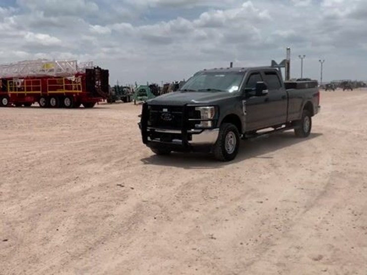 2018-ford-f250-image-1