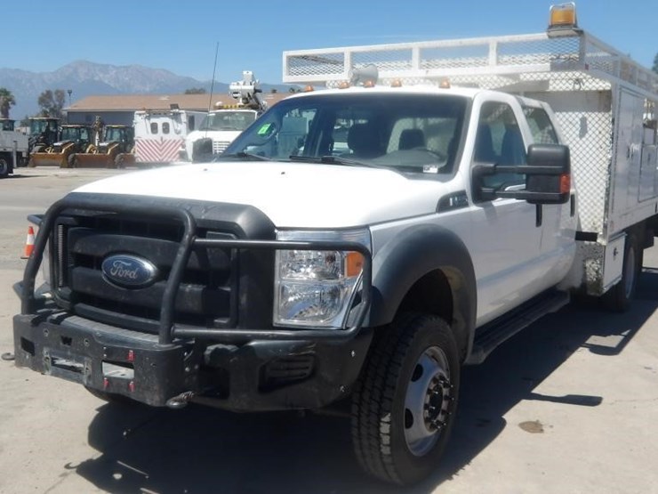 2012-ford-f550-image-1
