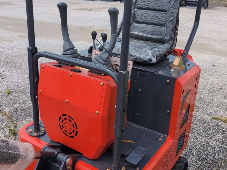 zjg-mini-excavator-zj-12-(red)-image-10