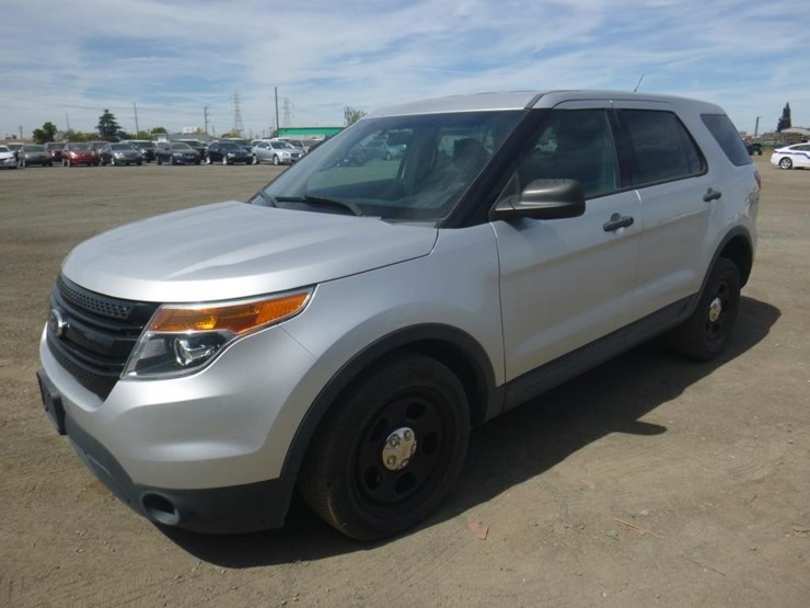 2014-ford-explorer-image-1