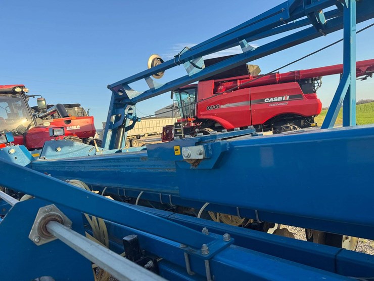 kinze-3800-image-22