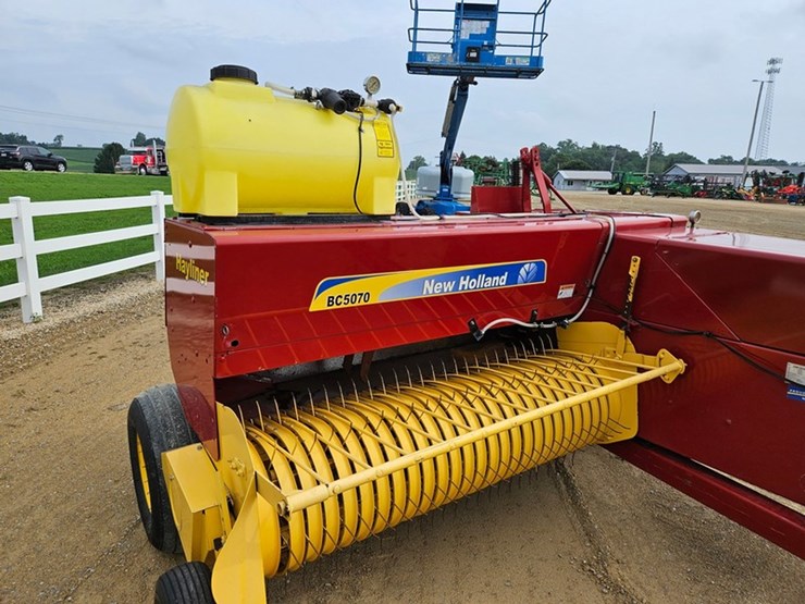 new-holland-bc5070-image-17