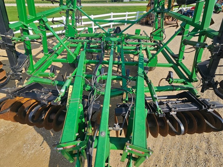 john-deere-726-image-39