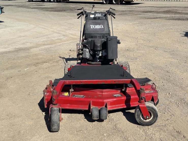 2007-toro-commerial-zero-turn-mower-image-5