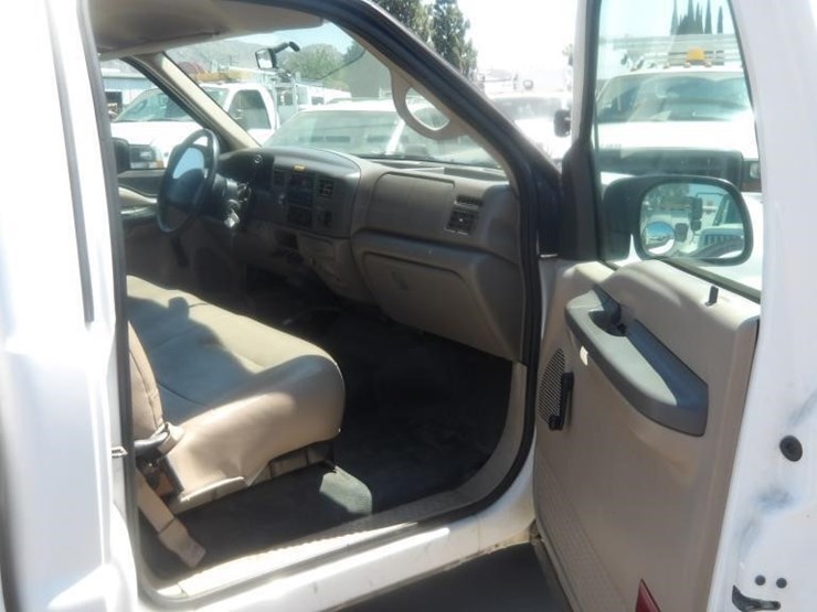 2001-ford-f250-image-11