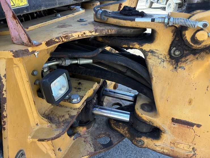 2007-caterpillar-430e-image-18