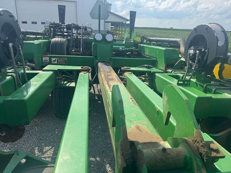 1999-john-deere-1780-image-26