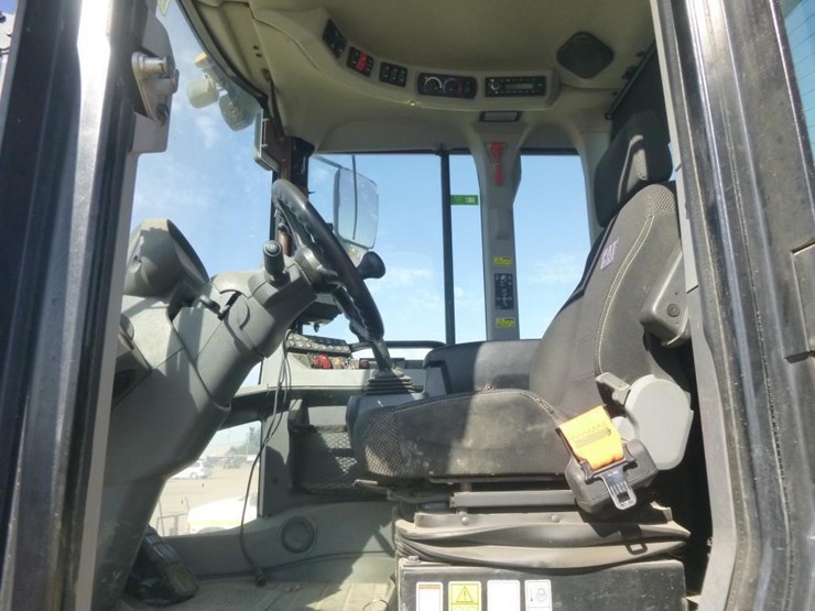 2022-caterpillar-930m-image-8