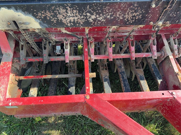 case-ih-5100-image-13
